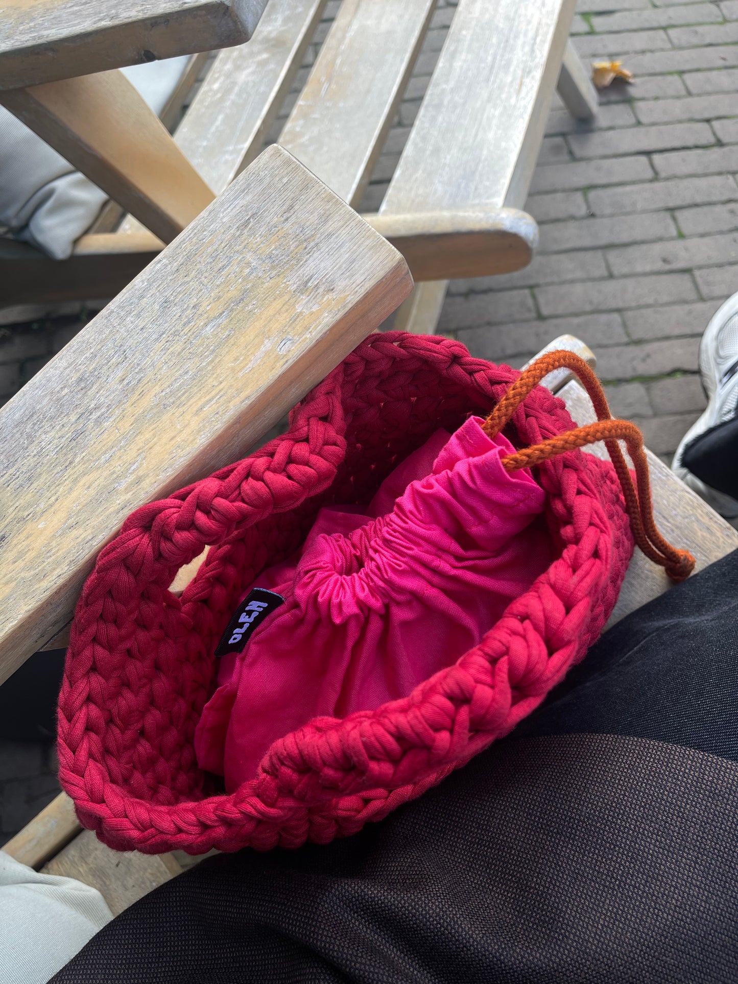 Barley bag in Cherry Red